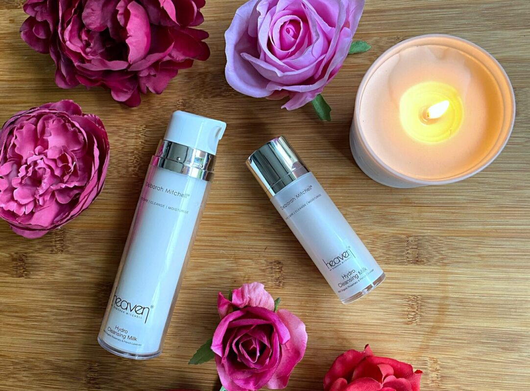 LOVE YOUR SKIN: HYDRO CLEANSING