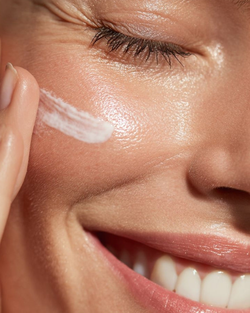 10 Signs Your Skin Is Entering Perimenopause